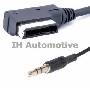 Cable audio UCI a AUX 3.5mm para sistemas Mercedes